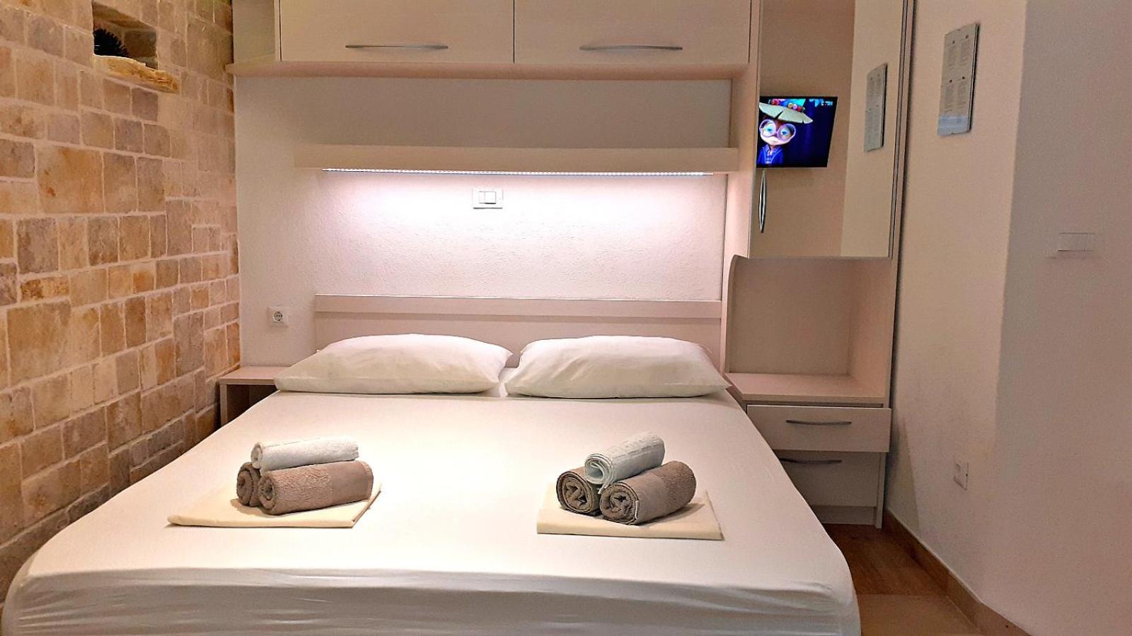 Stone House Bonaca Apartment บาชกาโวดา ห้อง รูปภาพ